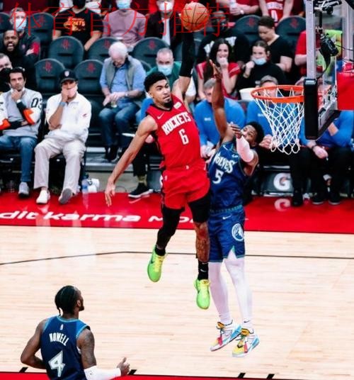 NBA状元之子！宁波男篮官宣签火箭旧将小马丁 父子均打过CBA