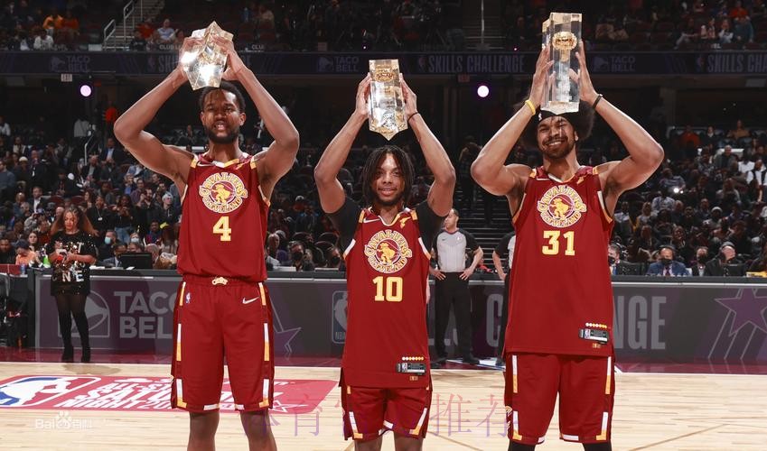 埃文-莫布利全场出战31分钟,14中7得到16分7板5助1断1帽 埃文-莫布利全场出战31分钟,14中7得到16分7板5助1断1帽