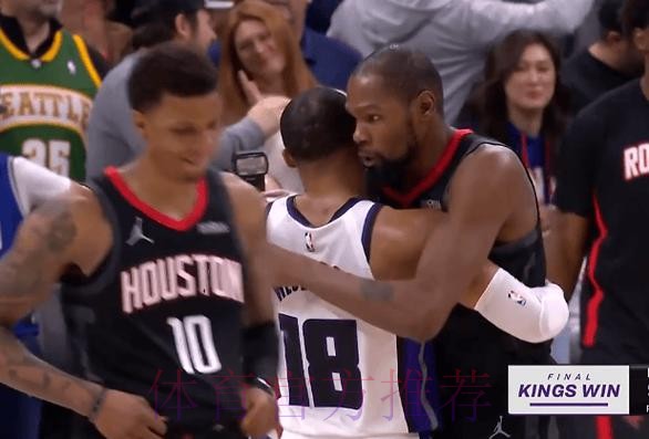 威少赛后和杜兰特拥抱致意,威少生涯面对杜兰特12胜7负 威少赛后和杜兰特拥抱致意,威少生涯面对杜兰特12胜7负