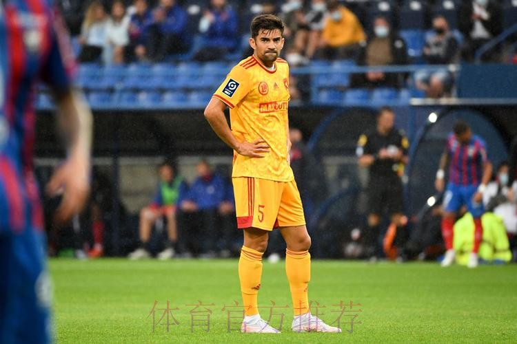 阿斯报：齐达内在去年夏天曾想留下马约拉尔